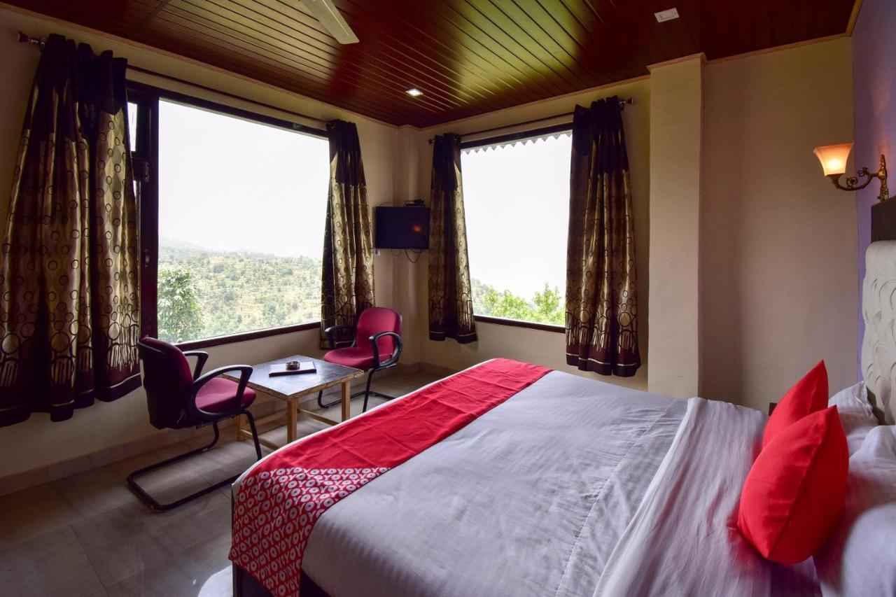 Oyo 43476 Vatika Resort Шимла Екстериор снимка