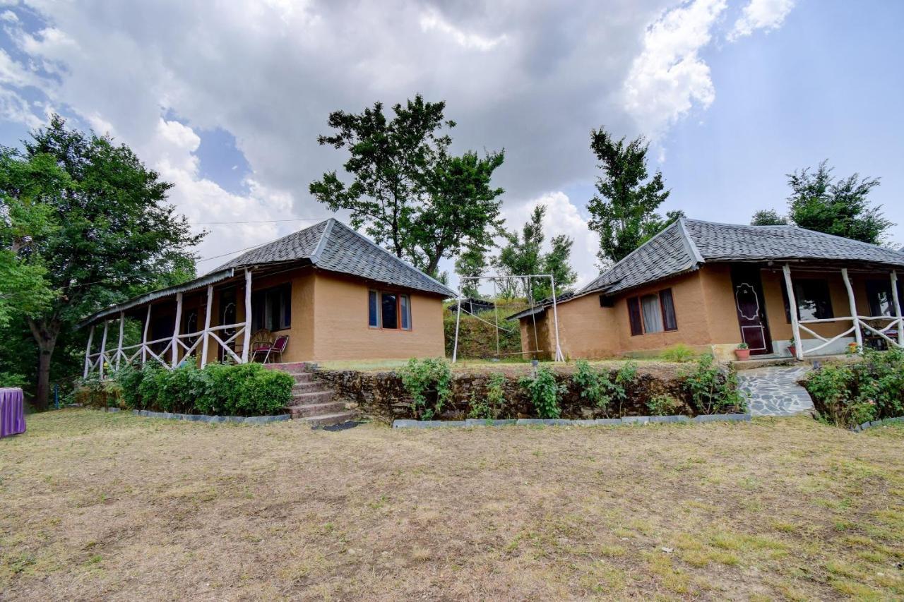 Oyo 43476 Vatika Resort Шимла Екстериор снимка