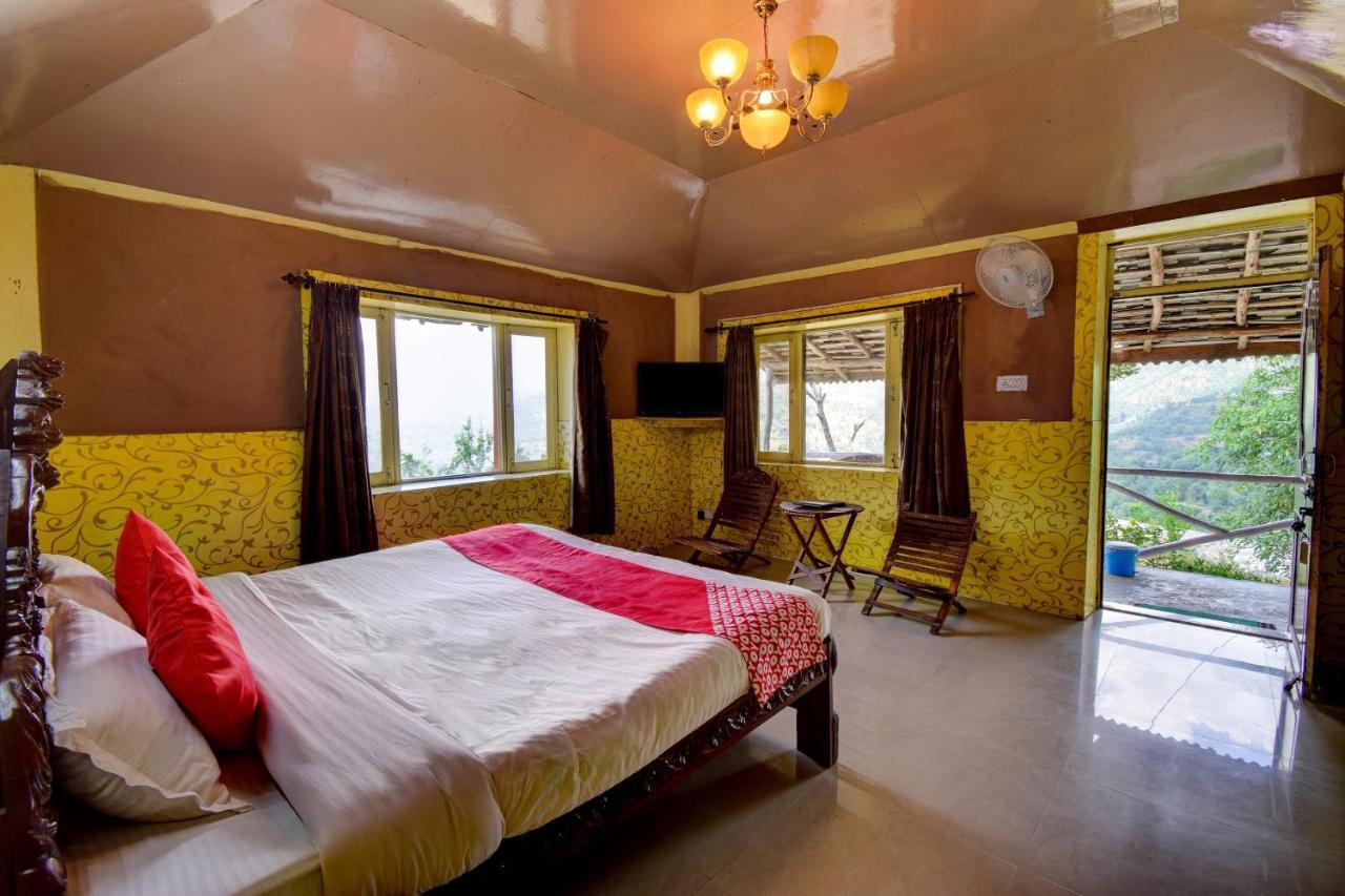 Oyo 43476 Vatika Resort Шимла Екстериор снимка