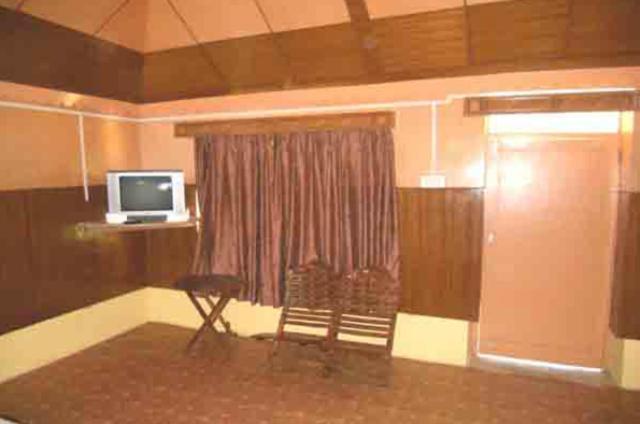 Oyo 43476 Vatika Resort Шимла Стая снимка