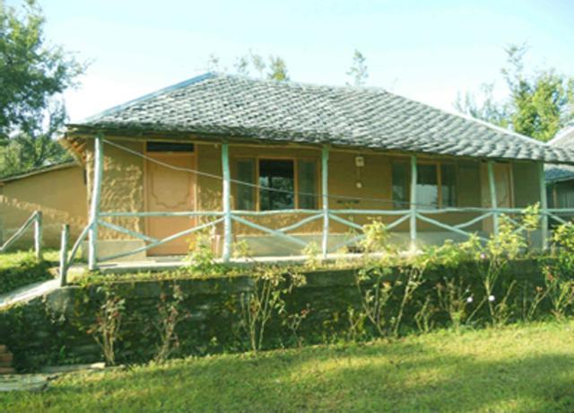 Oyo 43476 Vatika Resort Шимла Екстериор снимка