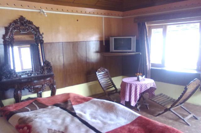 Oyo 43476 Vatika Resort Шимла Стая снимка