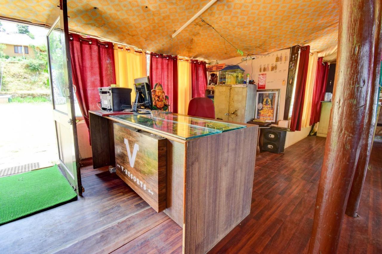 Oyo 43476 Vatika Resort Шимла Екстериор снимка